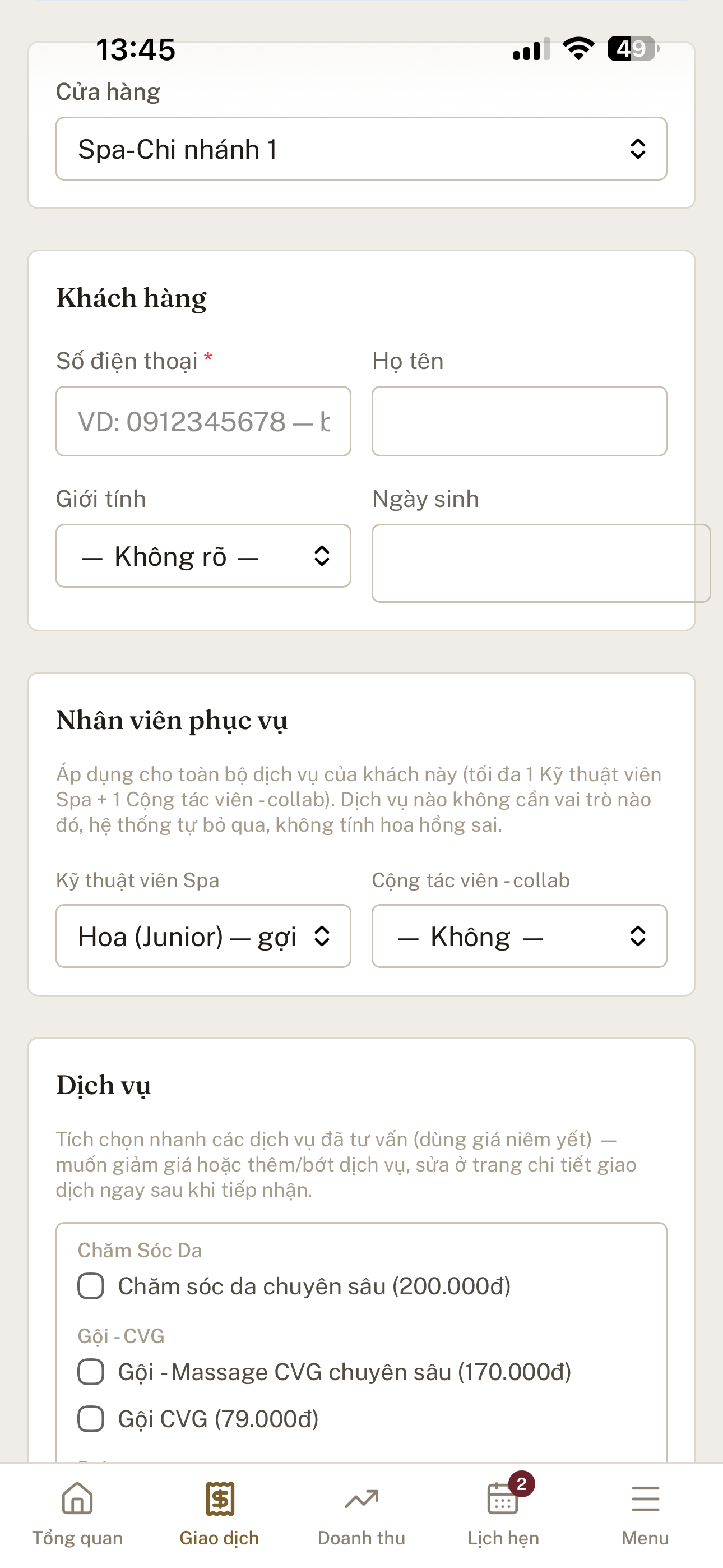Màn tiếp nhận khách, chọn dịch vụ và gán nhân viên phục vụ